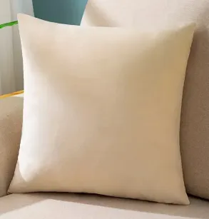 Poszewka na poduszkę beżowa welurowa